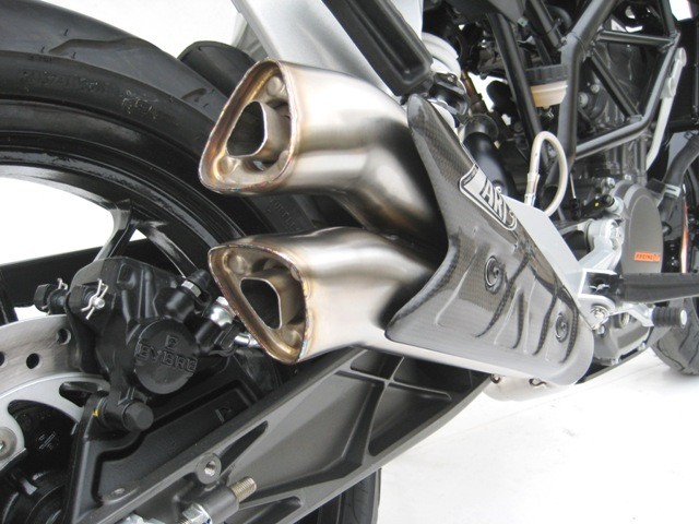 Speedycom Performance Ltd > KTM Duke 125/200 Zard Exhausts