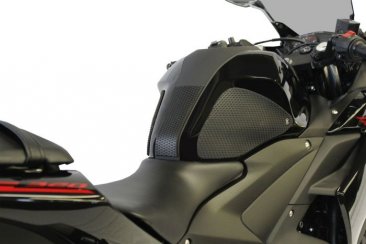 YAMAHA R7 (2021-Current) SnakeSkin Tank Grips: Free Center Tank Protector  Included